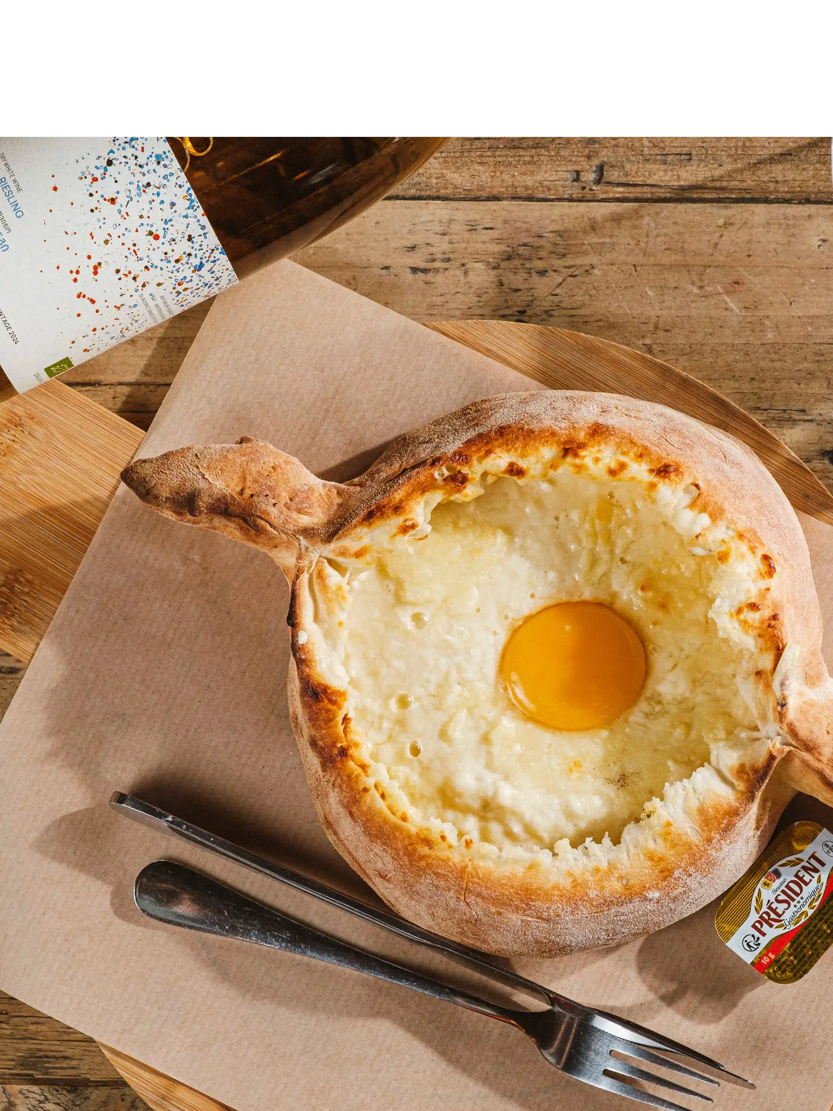 Adjarian Khachapuri & Château Mukhrani Kisi-Riesling