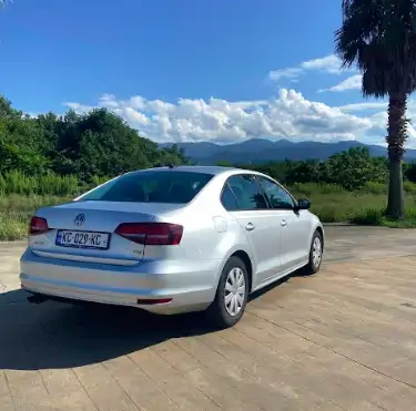 VOLKSWAGEN JETTA