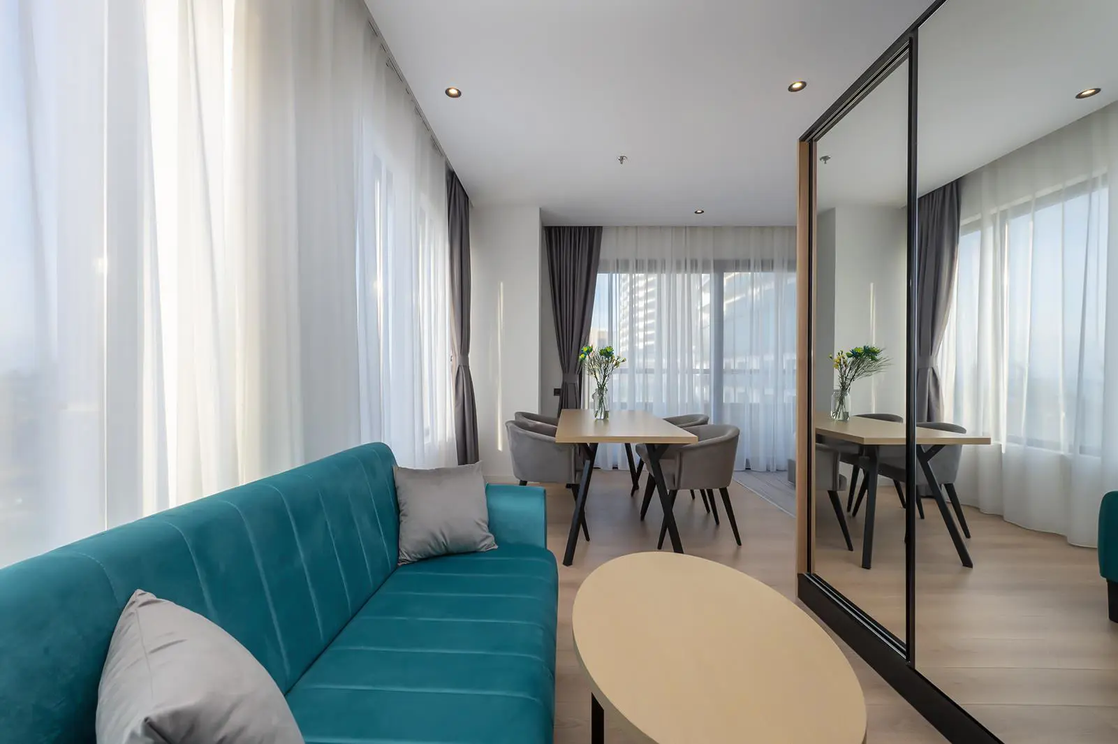 Junior Panorama Suite With Sea View And Balcony