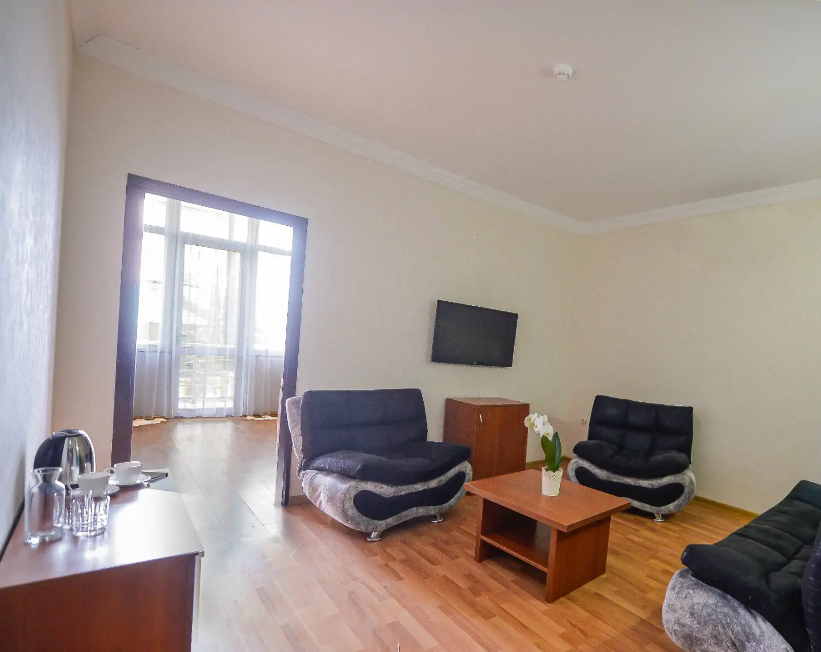 One-Bedroom Suite 