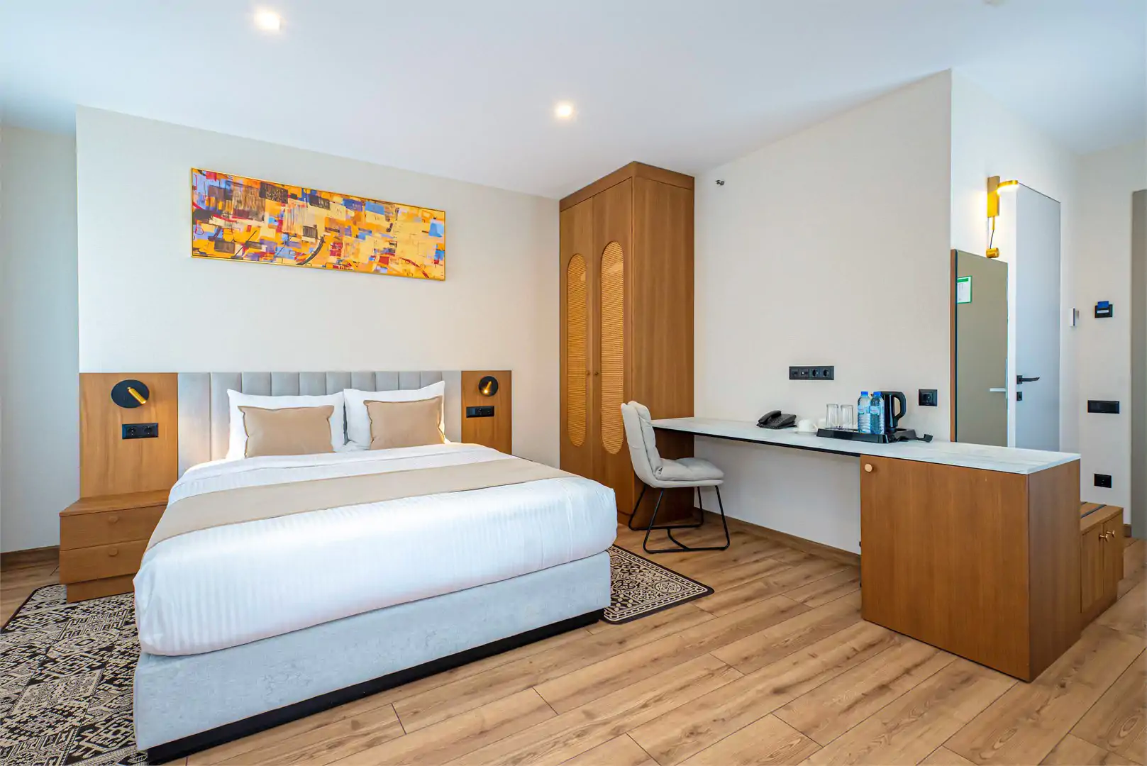Deluxe Double Room with Terrace