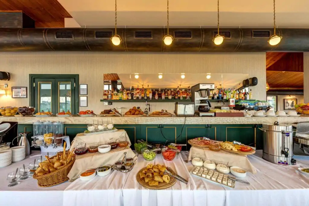 Breakfast with Panoramic Views