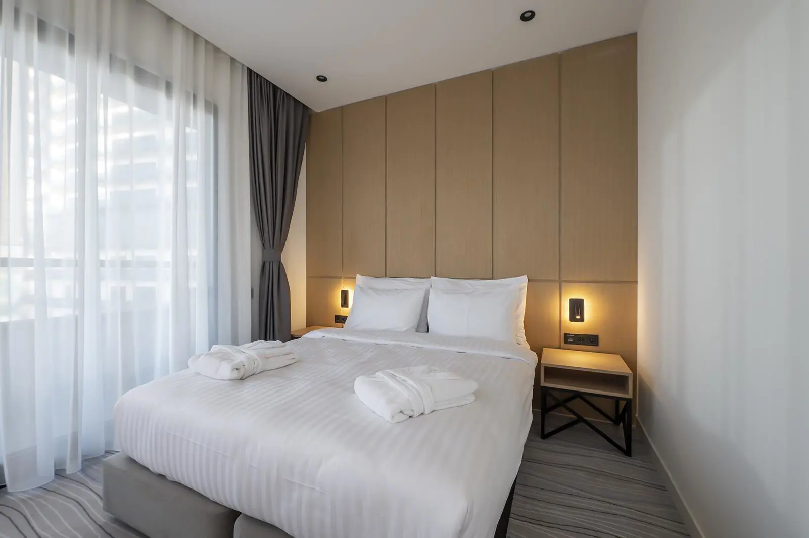 Junior Panorama Suite With Sea View And Balcony