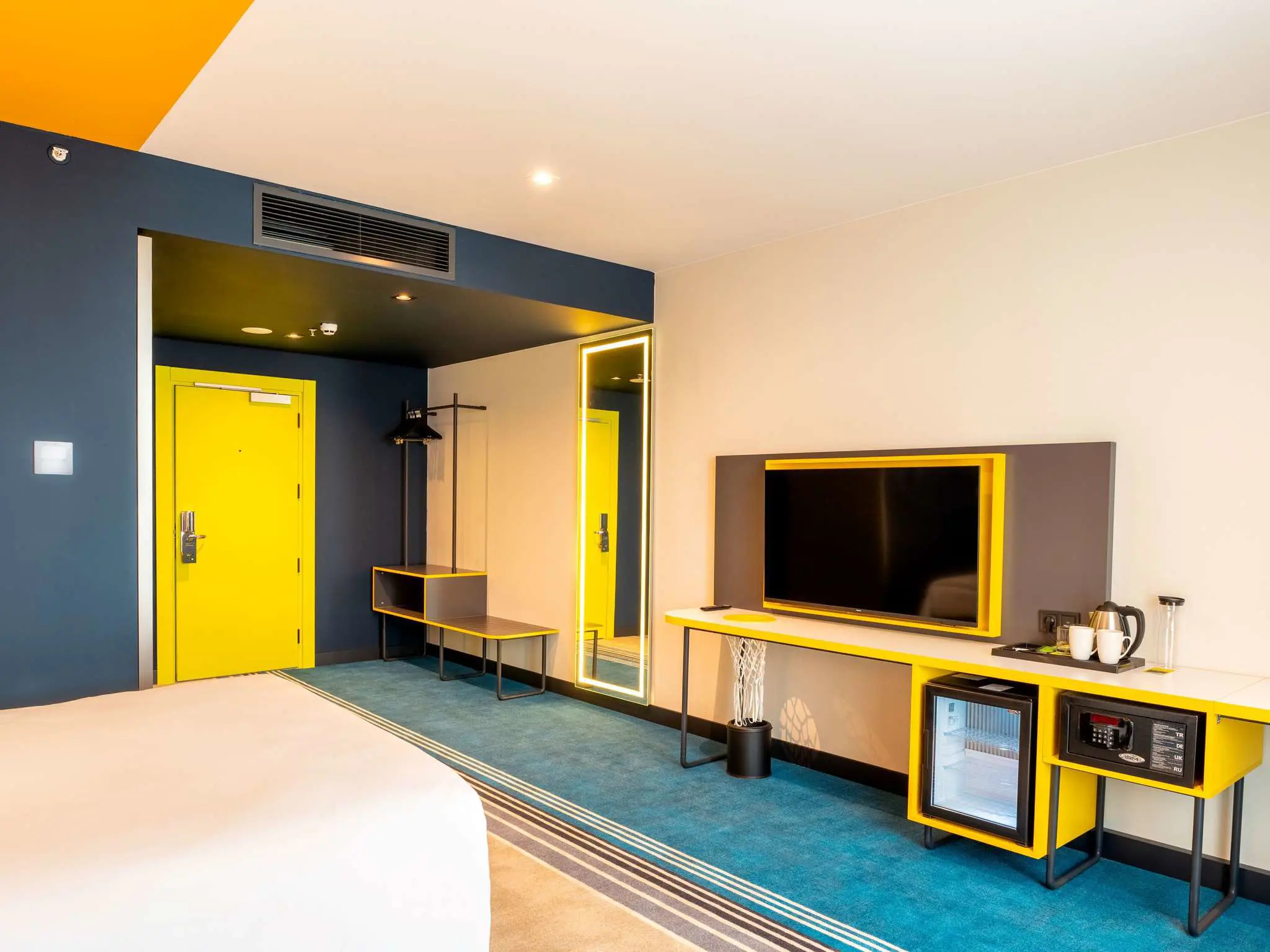 Premium Room - Sea View with 1 double bed