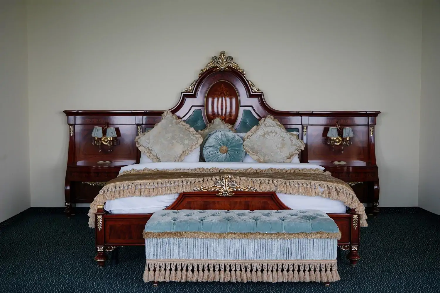 Grand Royal Suite