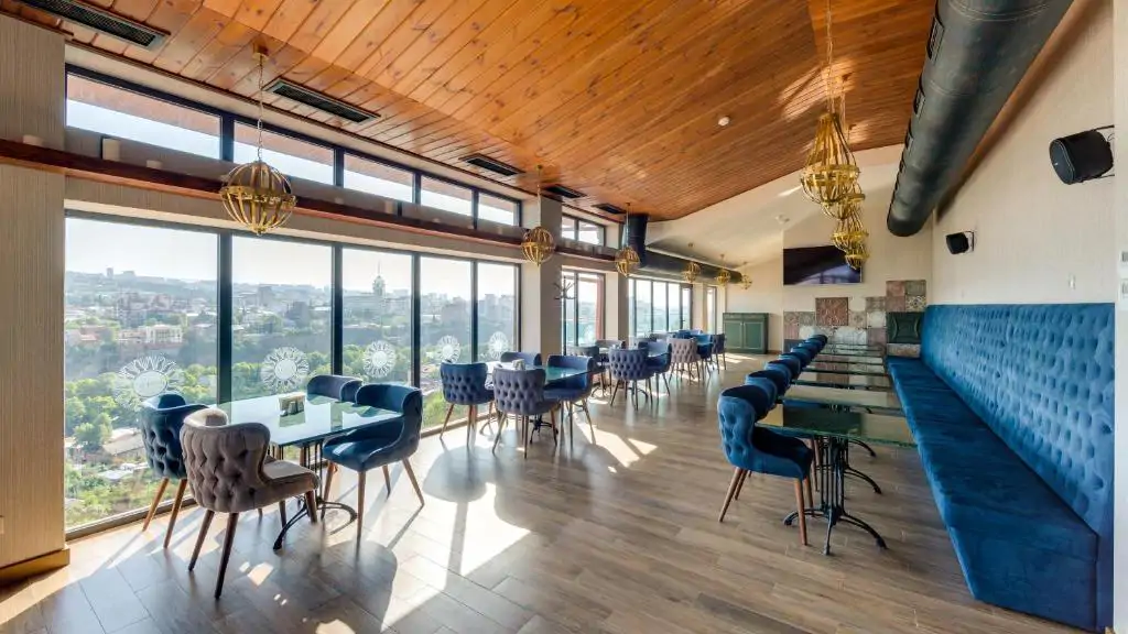 Breakfast with Panoramic Views