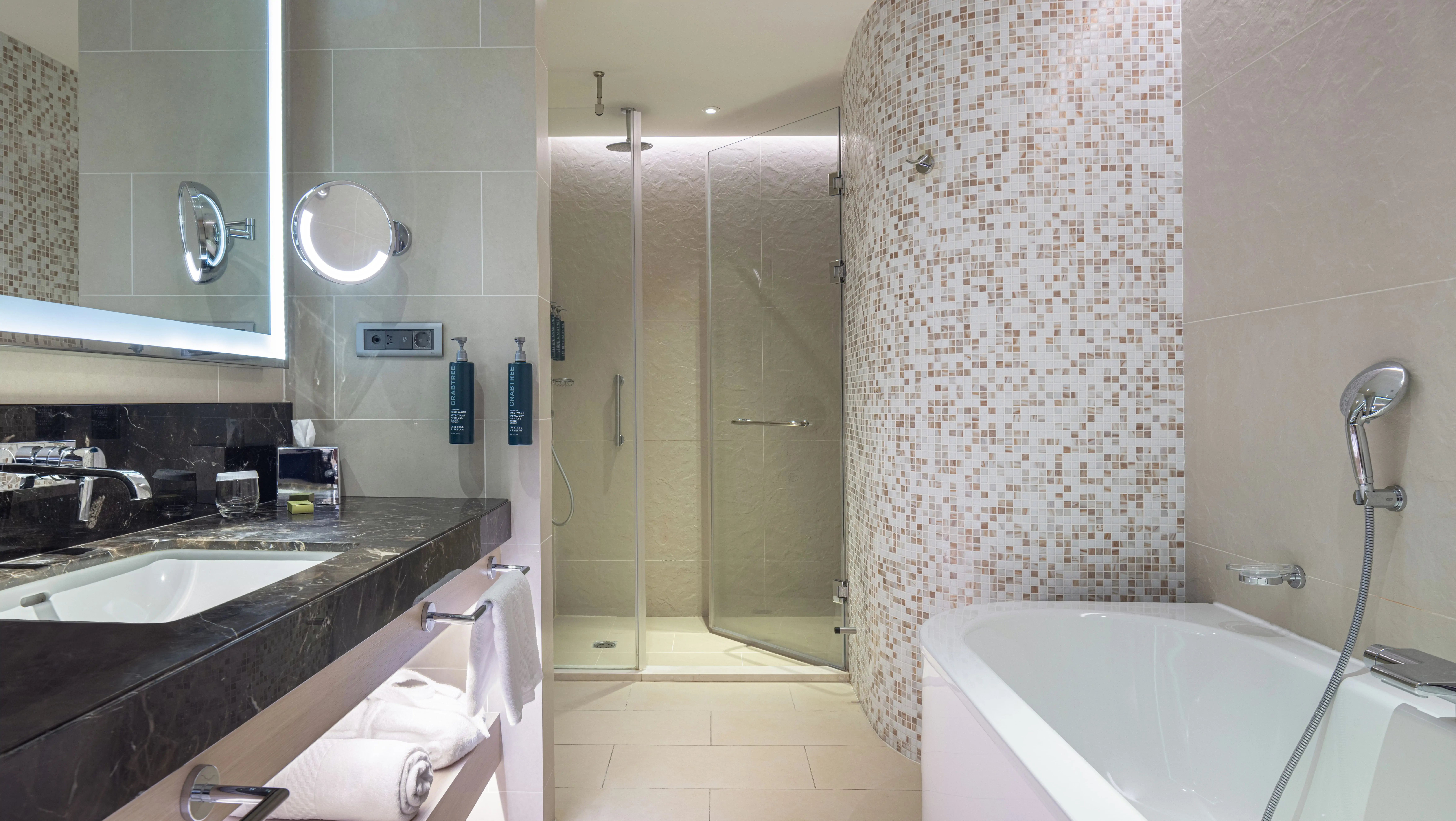 Twin Executive Room with Balcony