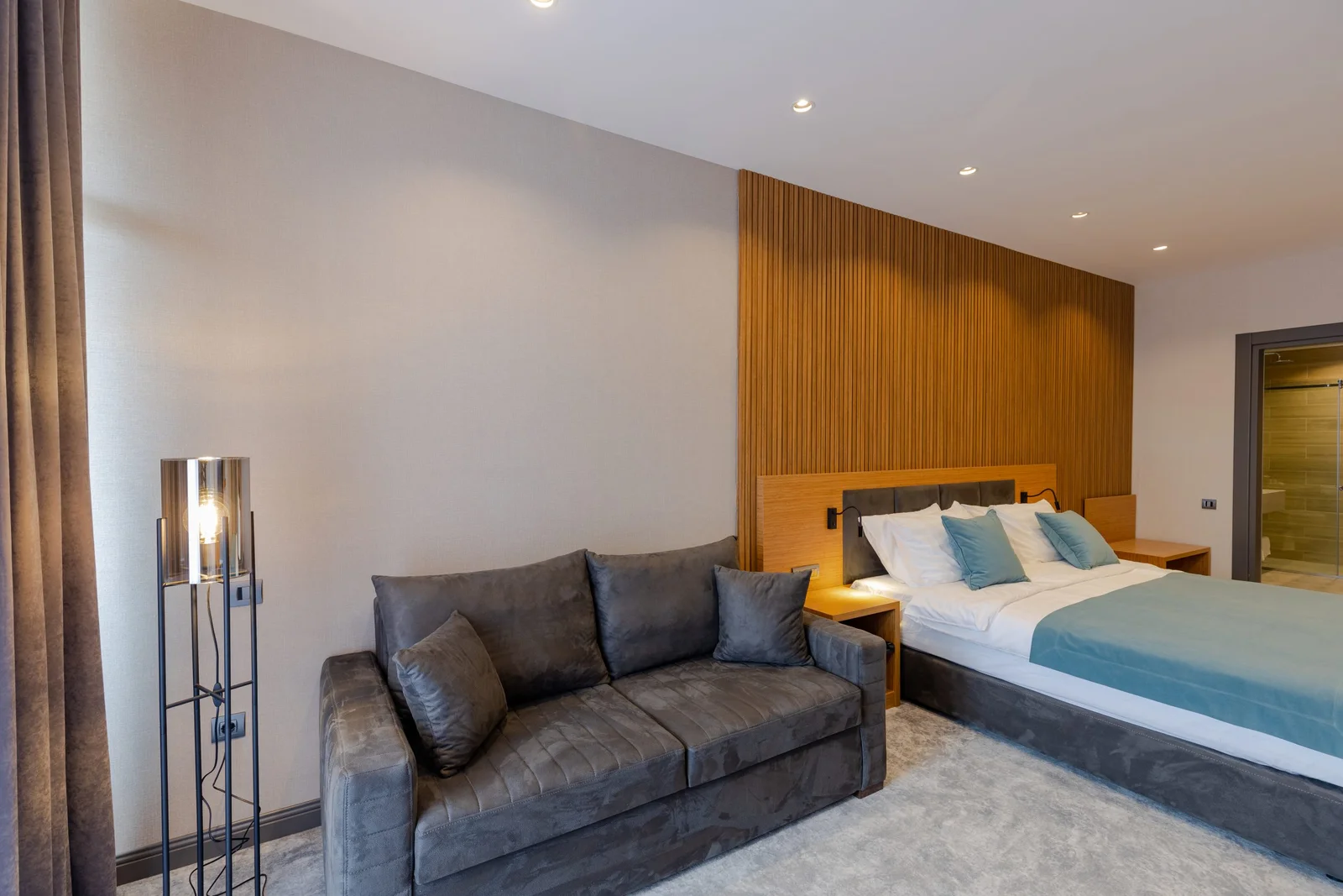 Superior King Room