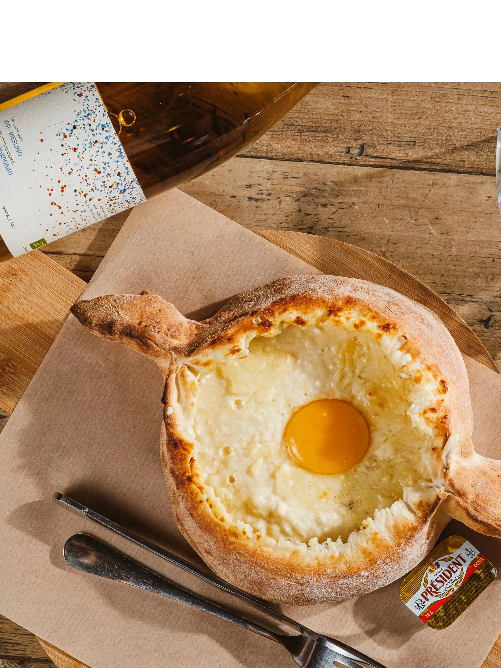 Adjarian Khachapuri & Château Mukhrani Kisi-Riesling