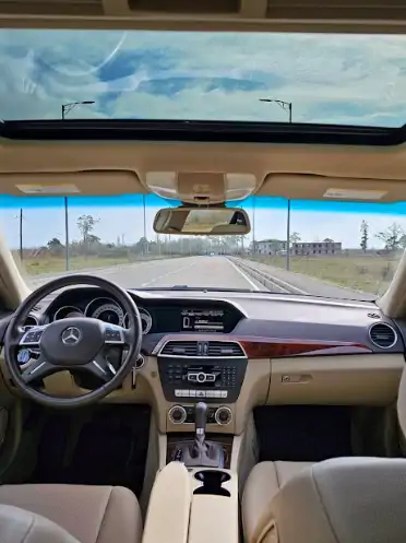 MERCEDES C300