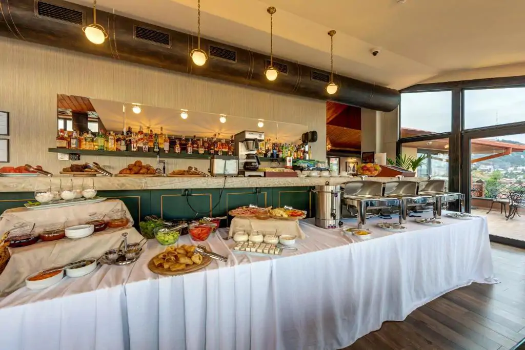 Breakfast with Panoramic Views
