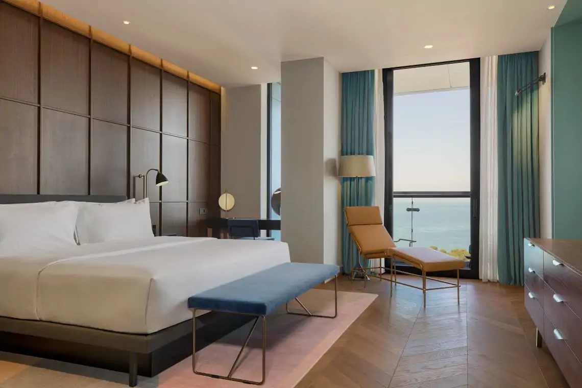 Junior Suite City View