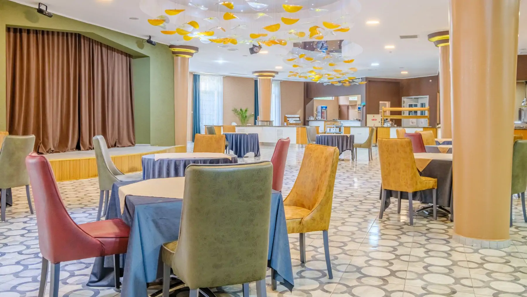 Dining Schedule