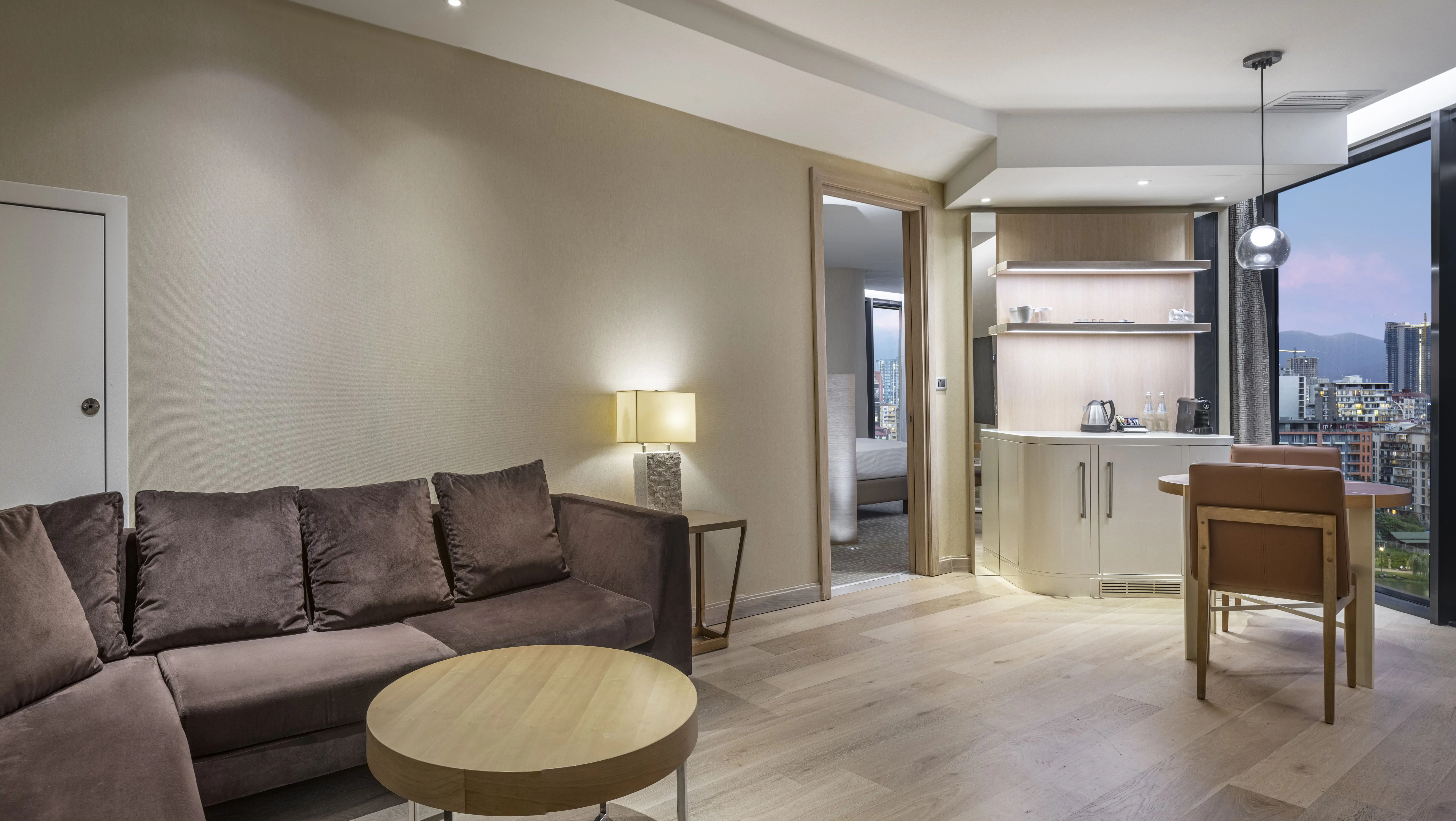 One Bedroom Suite with Panoramic View