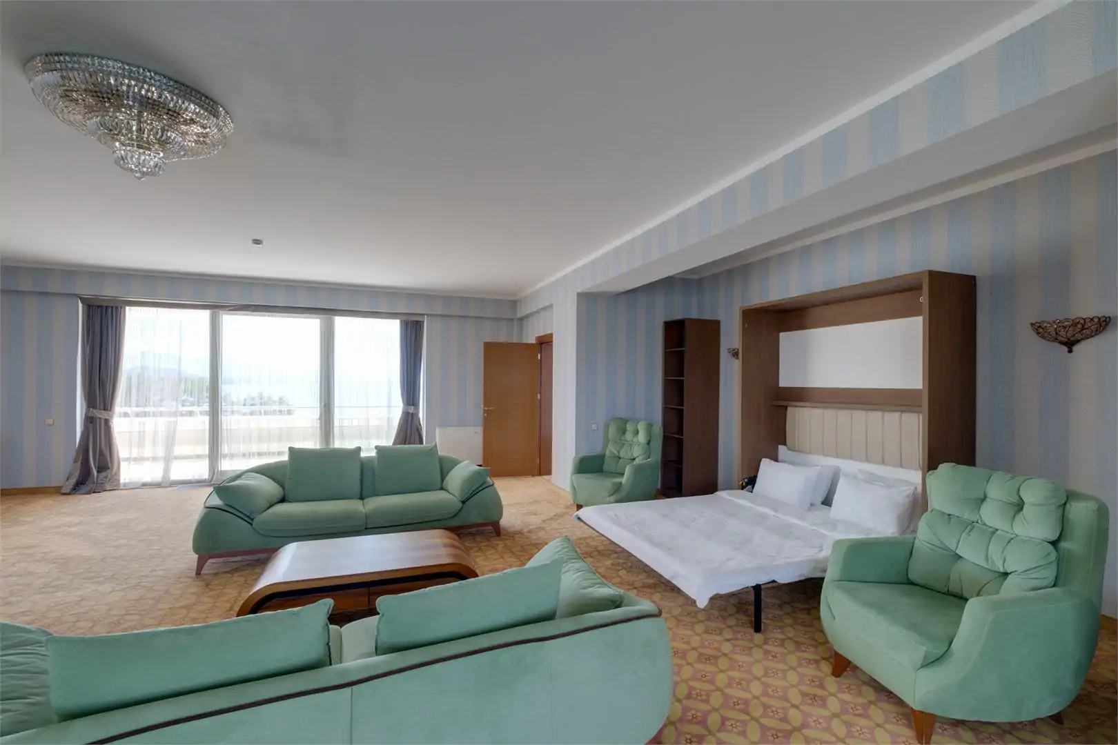 Grand Royal Suite