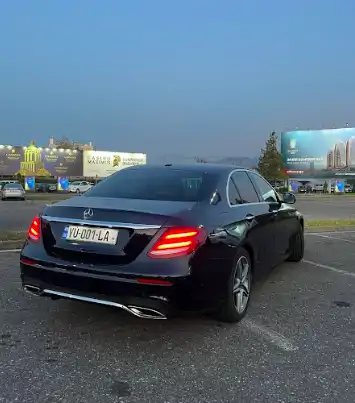 MERCEDES E300