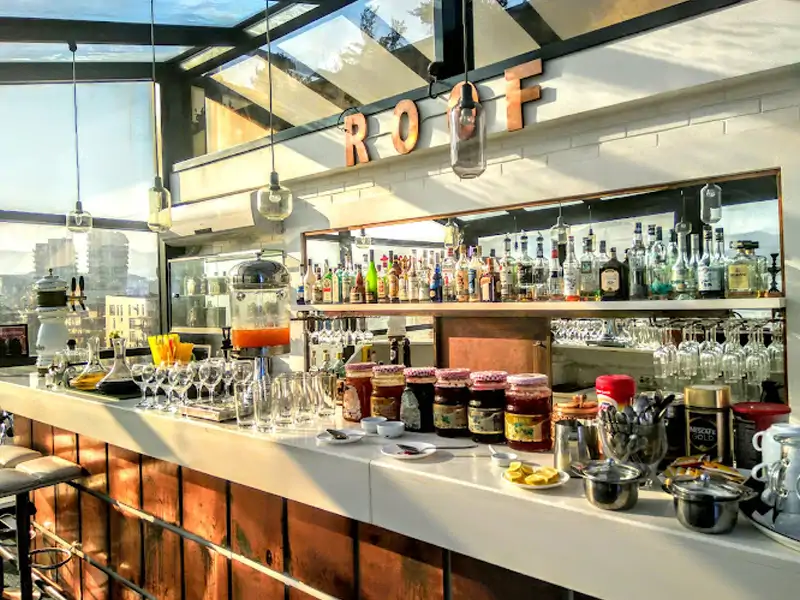 Cozy Café-Bar